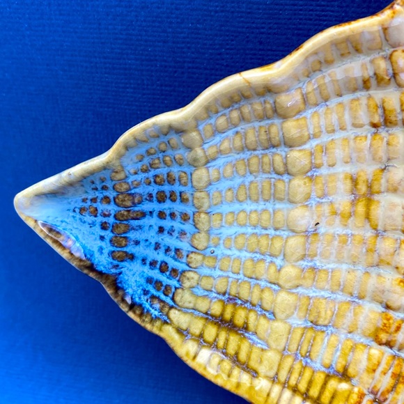 MCM Vintage Ceramic Shell-Shaped Textured Drip Glaze Plate Dish - Picture 3 of 9